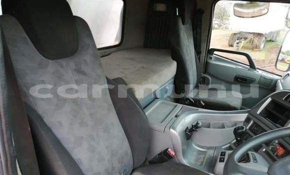 Acheter Occasion Utilitaire Nissan UD Blanc à Brazzaville, Commune de Brazzaville Acheter Occasion Utilitaire Nissan UD Blanc à Brazzaville, Commune de Brazzaville