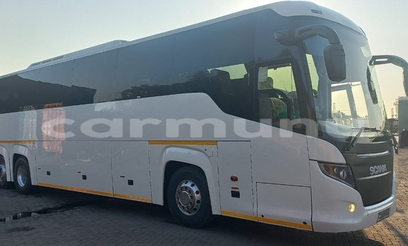 Acheter Occasion Utilitaire Scania R420 Blanc à Brazzaville, Commune de Brazzaville