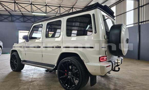 Buy Used Mercedes-Benz G-klasse White Car in Brazzaville in Municipality of Brazzaville Buy Used Mercedes-Benz G-klasse White Car in Brazzaville in Municipality of Brazzaville