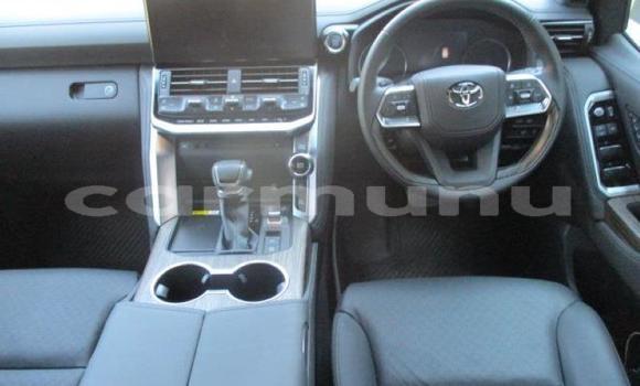 Buy Used Toyota Land Cruiser Silver Car in Brazzaville in Municipality of Brazzaville Buy Used Toyota Land Cruiser Silver Car in Brazzaville in Municipality of Brazzaville