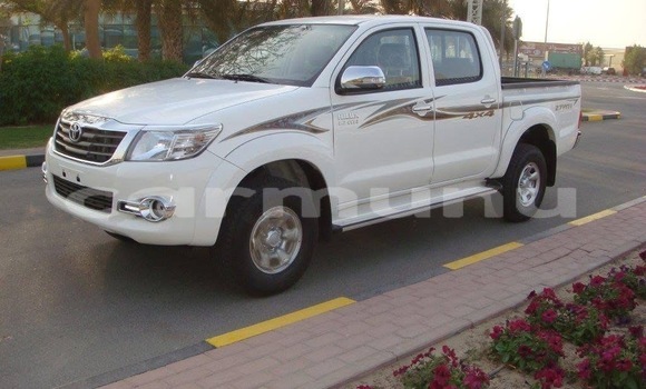 Acheter Occasion Voiture Toyota Hilux Blanc à Pointe–Noire, Région du Kouilou Acheter Occasion Voiture Toyota Hilux Blanc à Pointe–Noire, Région du Kouilou