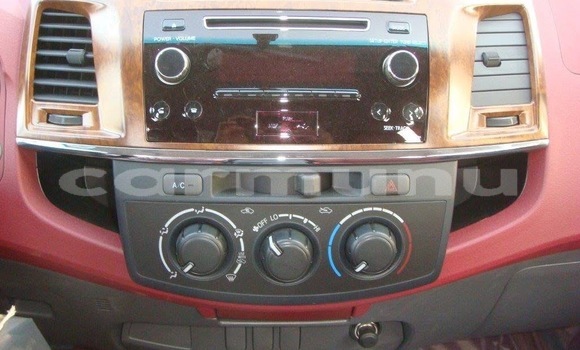 Acheter Occasion Voiture Toyota Hilux Blanc à Pointe–Noire, Région du Kouilou Acheter Occasion Voiture Toyota Hilux Blanc à Pointe–Noire, Région du Kouilou