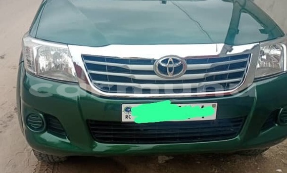 Acheter Occasion Voiture Toyota Hilux Vert à Brazzaville, Commune de Brazzaville Acheter Occasion Voiture Toyota Hilux Vert à Brazzaville, Commune de Brazzaville