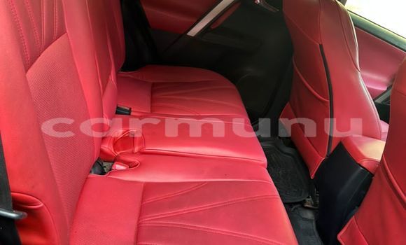 Acheter Occasion Voiture Toyota RAV4 Noir à Brazzaville, Commune de Brazzaville Acheter Occasion Voiture Toyota RAV4 Noir à Brazzaville, Commune de Brazzaville