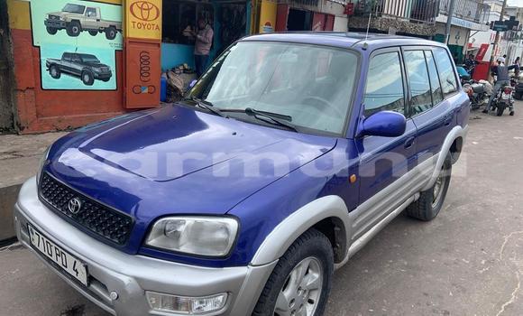 Acheter Occasion Voiture Toyota RAV4 Bleu à Brazzaville, Commune de Brazzaville Acheter Occasion Voiture Toyota RAV4 Bleu à Brazzaville, Commune de Brazzaville