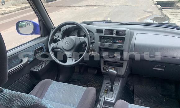 Acheter Occasion Voiture Toyota RAV4 Bleu à Brazzaville, Commune de Brazzaville Acheter Occasion Voiture Toyota RAV4 Bleu à Brazzaville, Commune de Brazzaville