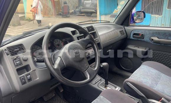Acheter Occasion Voiture Toyota RAV4 Bleu à Brazzaville, Commune de Brazzaville Acheter Occasion Voiture Toyota RAV4 Bleu à Brazzaville, Commune de Brazzaville