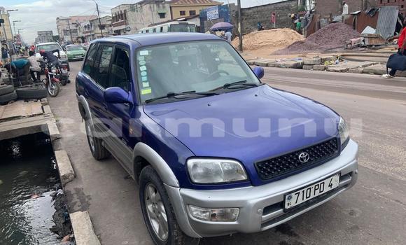 Acheter Occasion Voiture Toyota RAV4 Bleu à Brazzaville, Commune de Brazzaville Acheter Occasion Voiture Toyota RAV4 Bleu à Brazzaville, Commune de Brazzaville