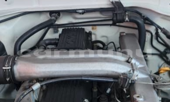 Acheter Occasion Voiture Toyota Land Cruiser Blanc à Brazzaville, Commune de Brazzaville Acheter Occasion Voiture Toyota Land Cruiser Blanc à Brazzaville, Commune de Brazzaville