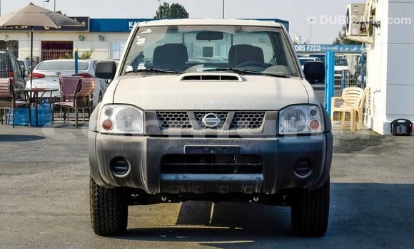 Buy Import Nissan NP 300 White Car in Import - Dubai in Region of Bouenza Buy Import Nissan NP 300 White Car in Import - Dubai in Region of Bouenza