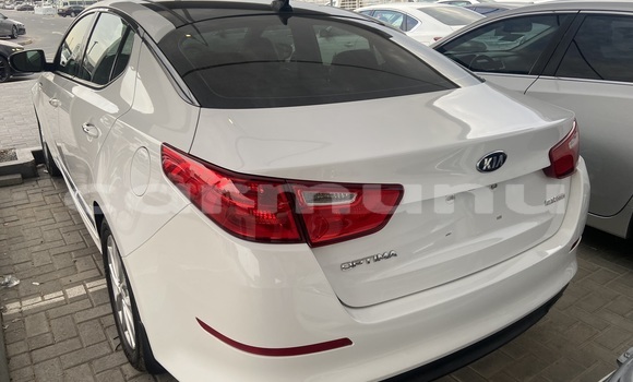 Acheter Occasion Voiture Kia K5 Blanc à Pointe–Noire, Région du Kouilou Acheter Occasion Voiture Kia K5 Blanc à Pointe–Noire, Région du Kouilou