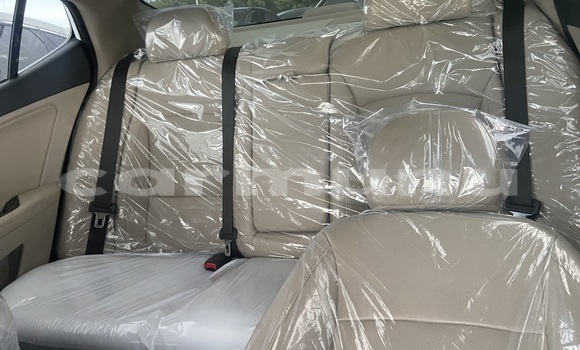 Acheter Occasion Voiture Kia K5 Blanc à Pointe–Noire, Région du Kouilou Acheter Occasion Voiture Kia K5 Blanc à Pointe–Noire, Région du Kouilou