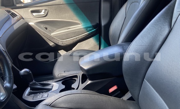 Buy Used Hyundai Santa Fe Silver Car in Brazzaville in Municipality of Brazzaville Buy Used Hyundai Santa Fe Silver Car in Brazzaville in Municipality of Brazzaville