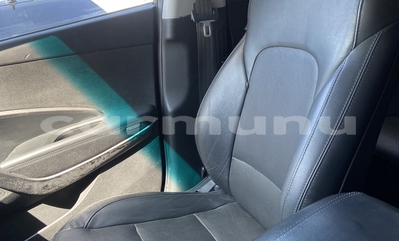 Buy Used Hyundai Santa Fe Silver Car in Brazzaville in Municipality of Brazzaville Buy Used Hyundai Santa Fe Silver Car in Brazzaville in Municipality of Brazzaville