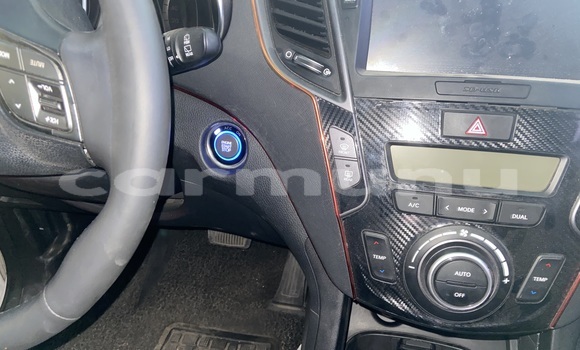 Buy Used Hyundai Santa Fe Silver Car in Brazzaville in Municipality of Brazzaville Buy Used Hyundai Santa Fe Silver Car in Brazzaville in Municipality of Brazzaville