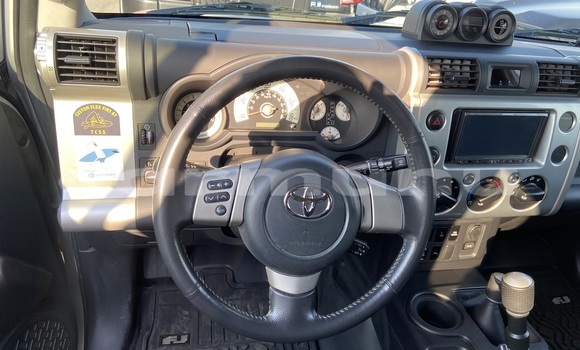 Buy Used Toyota FJ Cruiser Silver Car in Brazzaville in Municipality of Brazzaville Buy Used Toyota FJ Cruiser Silver Car in Brazzaville in Municipality of Brazzaville