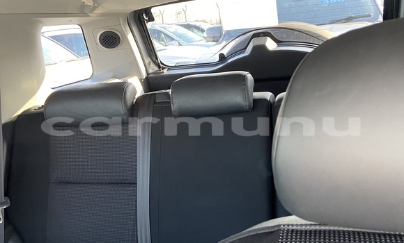 Buy Used Toyota FJ Cruiser Silver Car in Brazzaville in Municipality of Brazzaville Buy Used Toyota FJ Cruiser Silver Car in Brazzaville in Municipality of Brazzaville