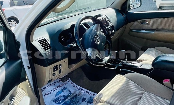 Acheter Occasion Voiture Toyota Fortuner Blanc à Brazzaville, Commune de Brazzaville Acheter Occasion Voiture Toyota Fortuner Blanc à Brazzaville, Commune de Brazzaville