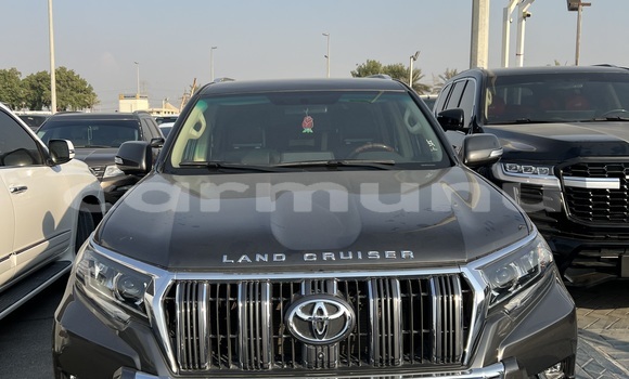 Buy Used Toyota Prado White Car in Brazzaville in Municipality of Brazzaville Buy Used Toyota Prado White Car in Brazzaville in Municipality of Brazzaville