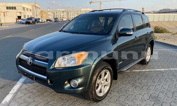 Acheter Occasion Voiture Toyota RAV4 Bleu à Pointe–Noire, Région du Kouilou Acheter Occasion Voiture Toyota RAV4 Bleu à Pointe–Noire, Région du Kouilou