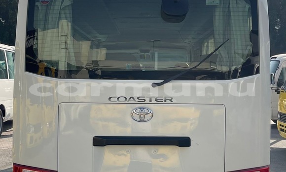 Acheter Occasion Voiture Toyota Coaster Blanc à Brazzaville, Commune de Brazzaville Acheter Occasion Voiture Toyota Coaster Blanc à Brazzaville, Commune de Brazzaville