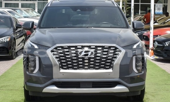 Acheter Occasion Voiture Hyundai Santa Fe Gris à Brazzaville, Commune de Brazzaville Acheter Occasion Voiture Hyundai Santa Fe Gris à Brazzaville, Commune de Brazzaville