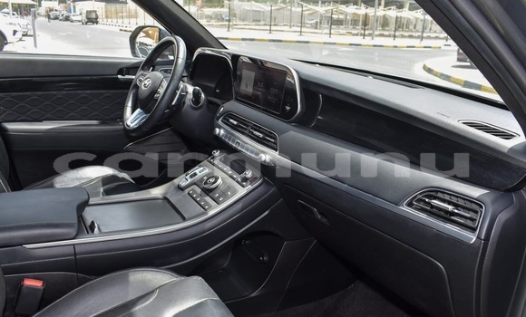 Acheter Occasion Voiture Hyundai Santa Fe Gris à Brazzaville, Commune de Brazzaville Acheter Occasion Voiture Hyundai Santa Fe Gris à Brazzaville, Commune de Brazzaville