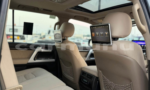 Buy Used Toyota Land Cruiser Black Car in Brazzaville in Municipality of Brazzaville Buy Used Toyota Land Cruiser Black Car in Brazzaville in Municipality of Brazzaville