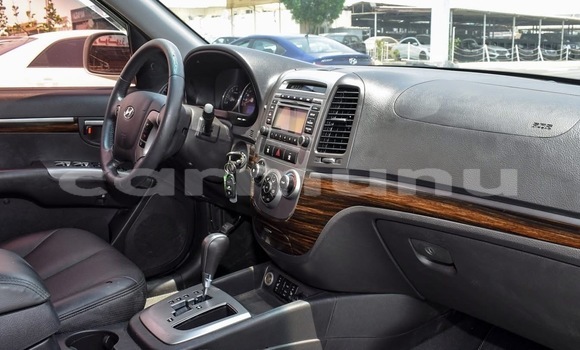 Acheter Occasion Voiture Hyundai Santa Fe Gris à Pointe–Noire, Région du Kouilou Acheter Occasion Voiture Hyundai Santa Fe Gris à Pointe–Noire, Région du Kouilou