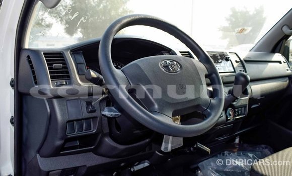 Buy Import Toyota Hiace White Car in Import - Dubai in Region of Bouenza Buy Import Toyota Hiace White Car in Import - Dubai in Region of Bouenza