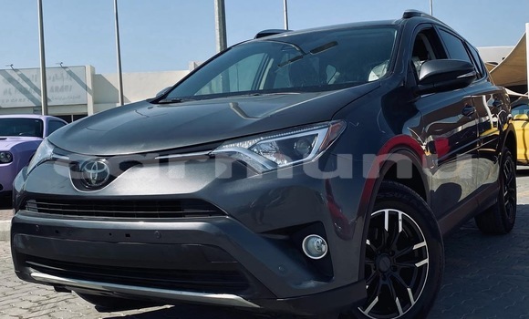 Acheter Occasion Voiture Toyota RAV4 Noir à Brazzaville, Commune de Brazzaville Acheter Occasion Voiture Toyota RAV4 Noir à Brazzaville, Commune de Brazzaville