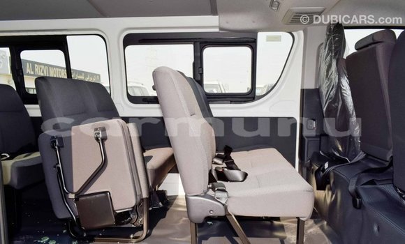 Buy Import Toyota Hiace White Car in Import - Dubai in Region of Bouenza Buy Import Toyota Hiace White Car in Import - Dubai in Region of Bouenza