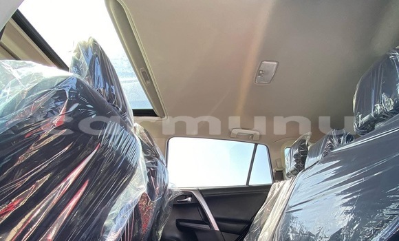 Acheter Occasion Voiture Toyota RAV4 Noir à Brazzaville, Commune de Brazzaville Acheter Occasion Voiture Toyota RAV4 Noir à Brazzaville, Commune de Brazzaville