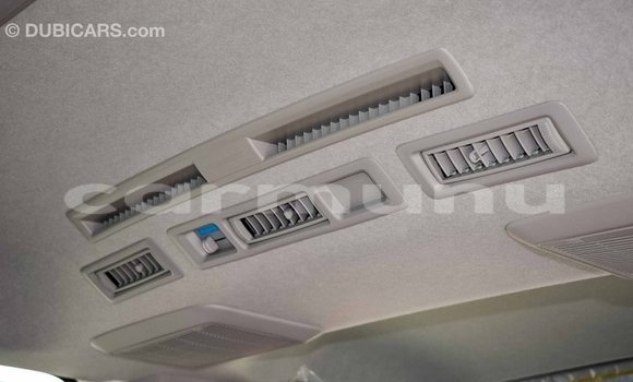 Buy Import Toyota Hiace White Car in Import - Dubai in Region of Bouenza Buy Import Toyota Hiace White Car in Import - Dubai in Region of Bouenza