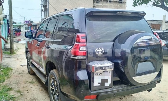 Acheter Occasion Voiture Toyota Prado Noir à Pointe–Noire, Région du Kouilou Acheter Occasion Voiture Toyota Prado Noir à Pointe–Noire, Région du Kouilou
