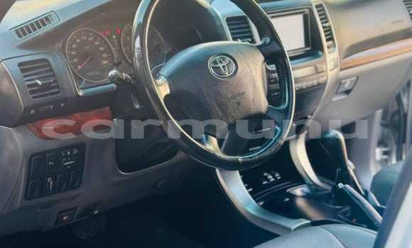 Acheter Occasion Voiture Toyota Prado Gris à Brazzaville, Commune de Brazzaville Acheter Occasion Voiture Toyota Prado Gris à Brazzaville, Commune de Brazzaville