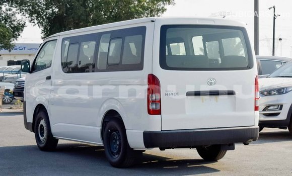 Buy Import Toyota Hiace White Car in Import - Dubai in Region of Bouenza Buy Import Toyota Hiace White Car in Import - Dubai in Region of Bouenza