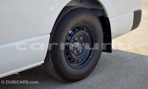 Buy Import Toyota Hiace White Car in Import - Dubai in Region of Bouenza Buy Import Toyota Hiace White Car in Import - Dubai in Region of Bouenza