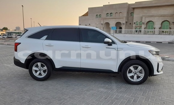 Acheter Occasion Voiture Kia Sorento Blanc à Brazzaville, Commune de Brazzaville Acheter Occasion Voiture Kia Sorento Blanc à Brazzaville, Commune de Brazzaville