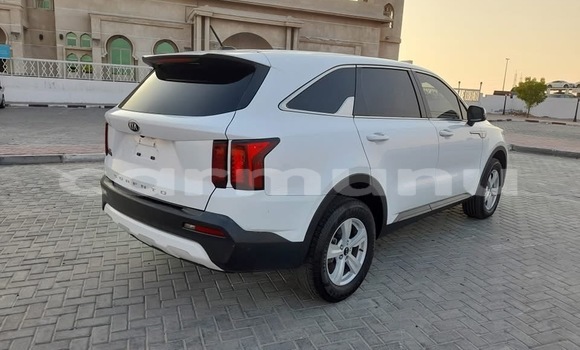 Acheter Occasion Voiture Kia Sorento Blanc à Brazzaville, Commune de Brazzaville Acheter Occasion Voiture Kia Sorento Blanc à Brazzaville, Commune de Brazzaville