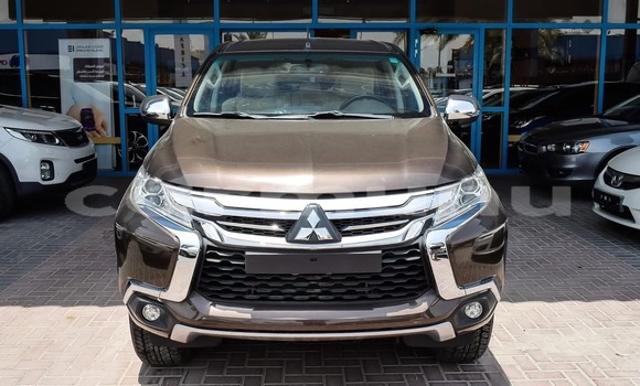 Acheter Occasion Voiture Mitsubishi Montero Sport Marron à Brazzaville, Commune de Brazzaville Acheter Occasion Voiture Mitsubishi Montero Sport Marron à Brazzaville, Commune de Brazzaville