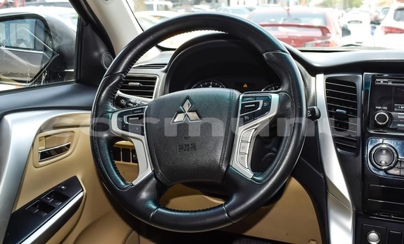 Acheter Occasion Voiture Mitsubishi Montero Sport Marron à Brazzaville, Commune de Brazzaville Acheter Occasion Voiture Mitsubishi Montero Sport Marron à Brazzaville, Commune de Brazzaville