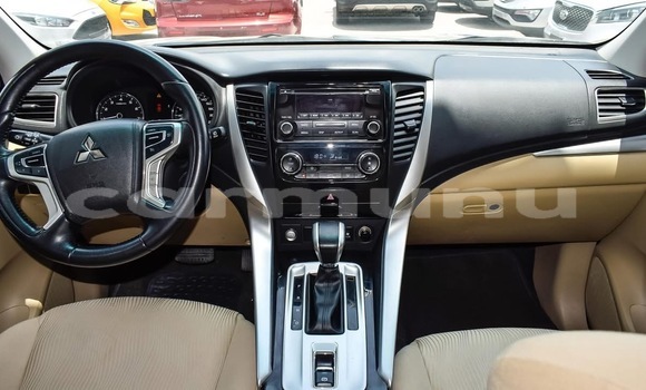 Acheter Occasion Voiture Mitsubishi Montero Sport Marron à Brazzaville, Commune de Brazzaville Acheter Occasion Voiture Mitsubishi Montero Sport Marron à Brazzaville, Commune de Brazzaville