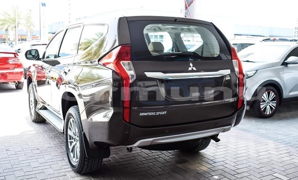 Acheter Occasion Voiture Mitsubishi Montero Sport Marron à Brazzaville, Commune de Brazzaville Acheter Occasion Voiture Mitsubishi Montero Sport Marron à Brazzaville, Commune de Brazzaville