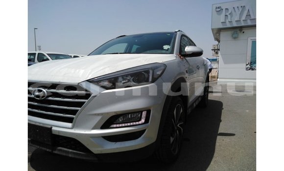 Acheter Import Voiture Kia Sportage Noir à Import - Dubai, Région de la Bouenza