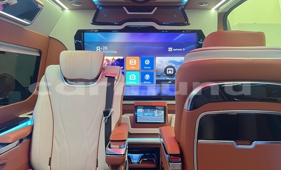 Acheter Neuf Voiture Toyota Hiace Gris à Brazzaville, Commune de Brazzaville Acheter Neuf Voiture Toyota Hiace Gris à Brazzaville, Commune de Brazzaville