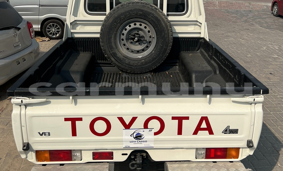 Acheter Occasion Voiture Toyota Pickup Blanc à Pointe–Noire, Région du Kouilou Acheter Occasion Voiture Toyota Pickup Blanc à Pointe–Noire, Région du Kouilou