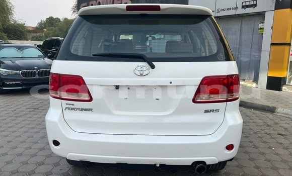 Acheter Occasion Voiture Toyota Fortuner Blanc à Pointe–Noire, Région du Kouilou Acheter Occasion Voiture Toyota Fortuner Blanc à Pointe–Noire, Région du Kouilou