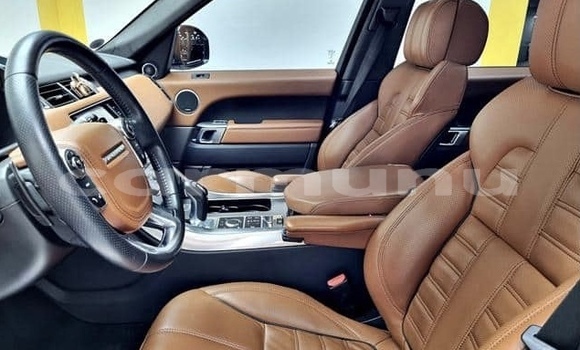 Acheter Occasion Voiture Land Rover Range Rover Sport Blanc à Pointe–Noire, Région du Kouilou Acheter Occasion Voiture Land Rover Range Rover Sport Blanc à Pointe–Noire, Région du Kouilou