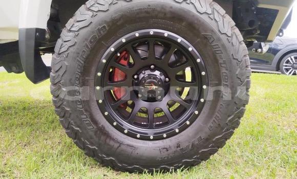 Acheter Occasion Voiture Toyota Land Cruiser Beige à Brazzaville, Commune de Brazzaville Acheter Occasion Voiture Toyota Land Cruiser Beige à Brazzaville, Commune de Brazzaville